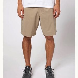 Voyager CANYON Men’s Tan Tie Waist 9” Casual Shorts Zippered Pockets M